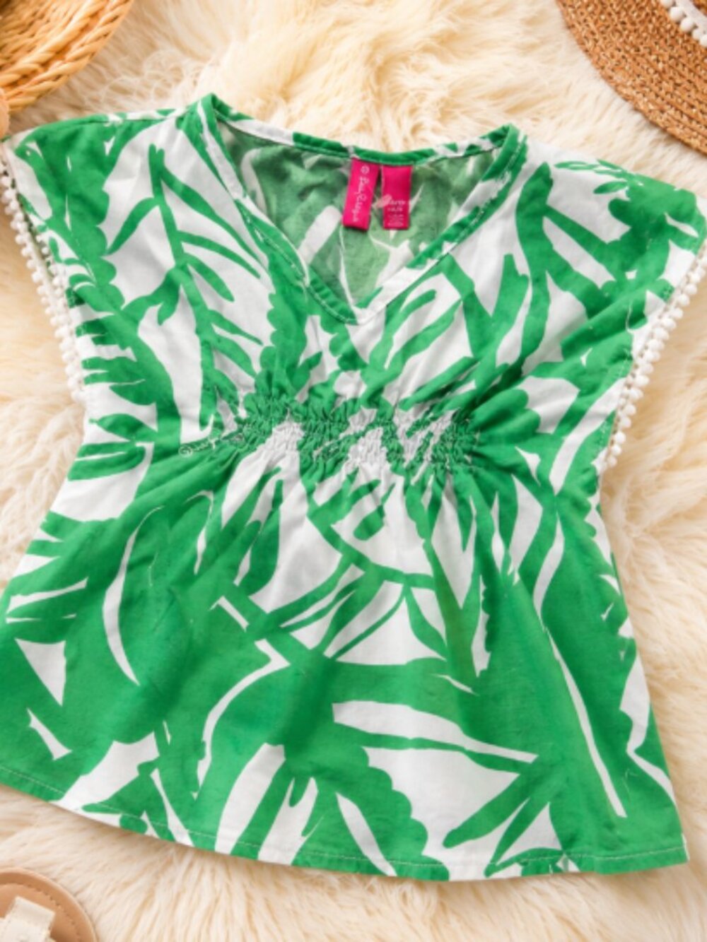 Lilly Pulitzer Girls Palm Print Top Size 4 White Green Tropical Shirt